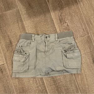 American Eagle Cargo Skort